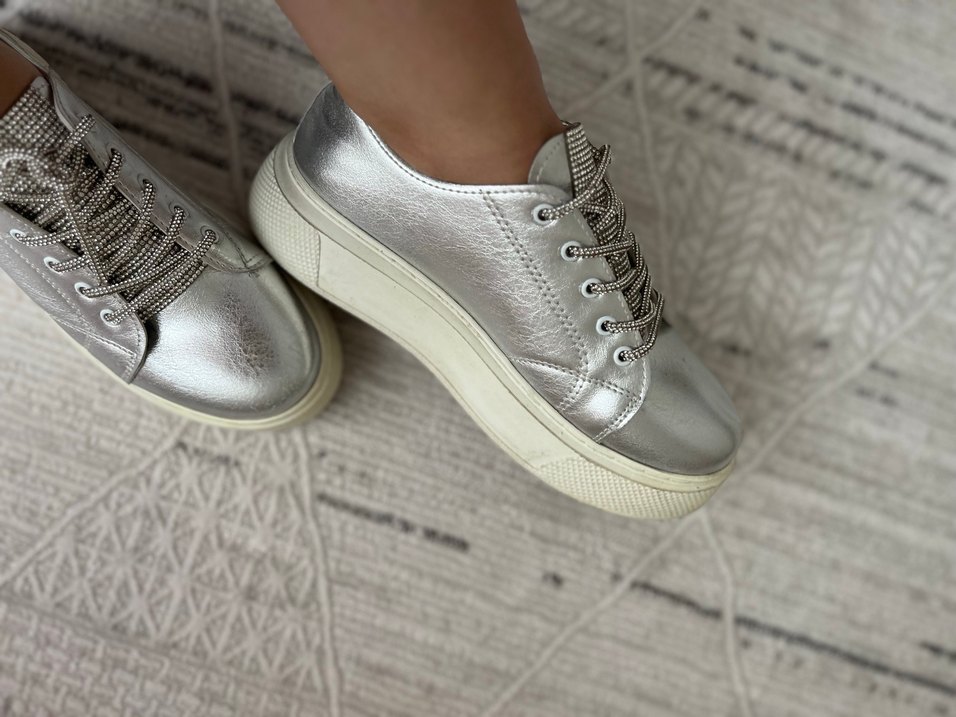 Gri Zincir Detaylı Platform Kadın Spor Ayakkabı - Görsel 2