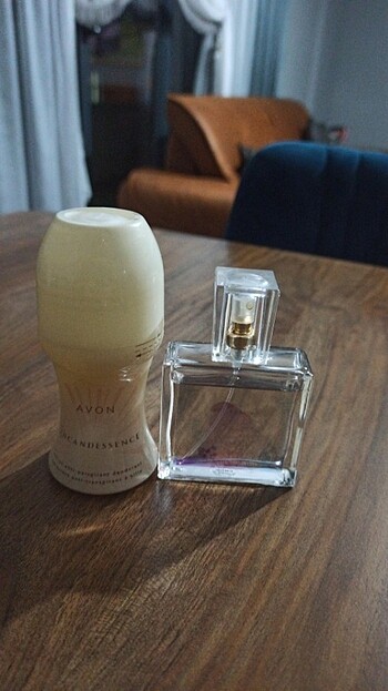 Avon vivala vite muhteşem kokusu var 