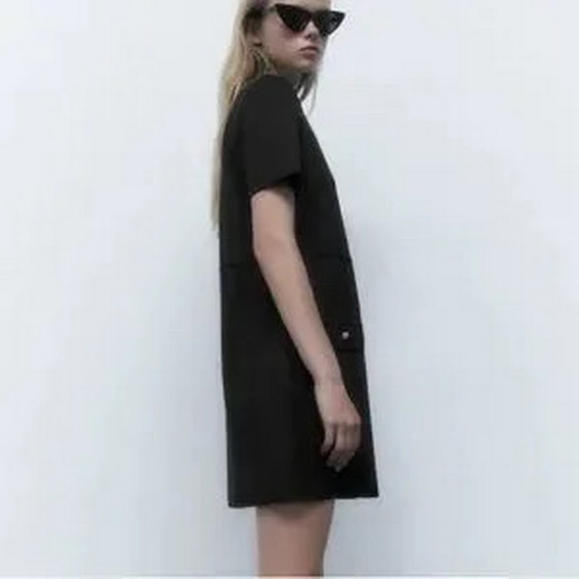 Siyah Kısa Kollu Mini Elbise - Görsel 3