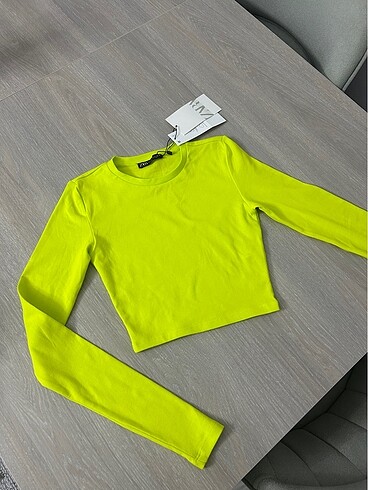 Zara crop
