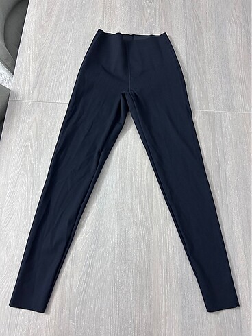 xs Beden siyah Renk Oysho extra compressive