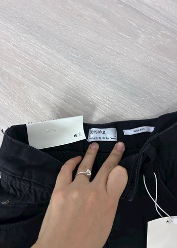 Siyah Kadın Kot Şort - Görsel 2