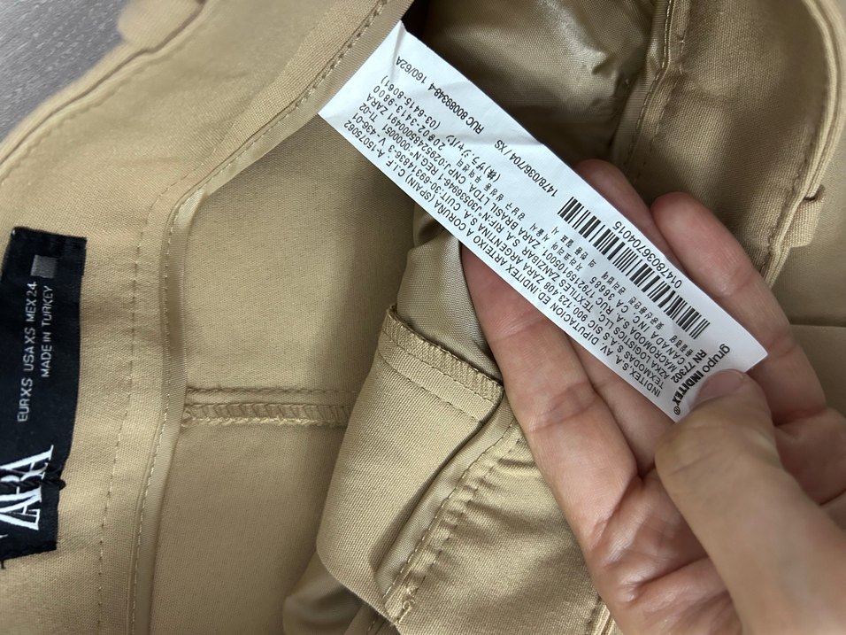 Düğmeli Bej Yüksek Bel Kadın Şort - Görsel 3