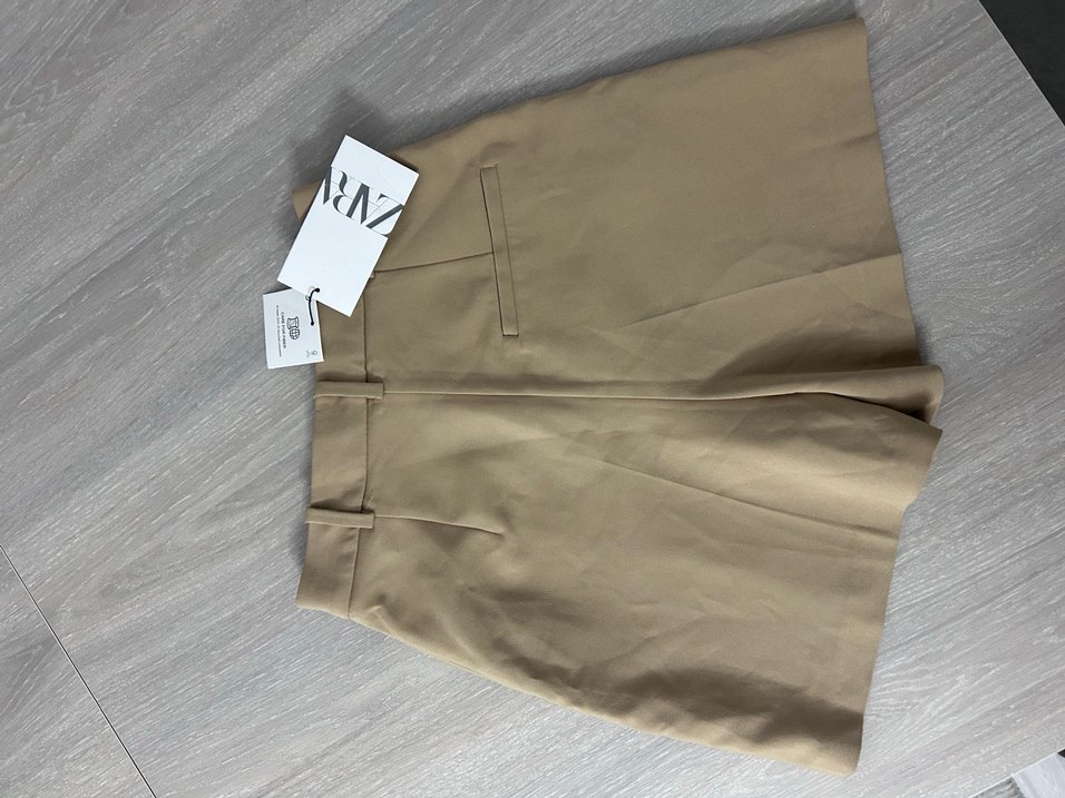 Düğmeli Bej Yüksek Bel Kadın Şort - Görsel 4