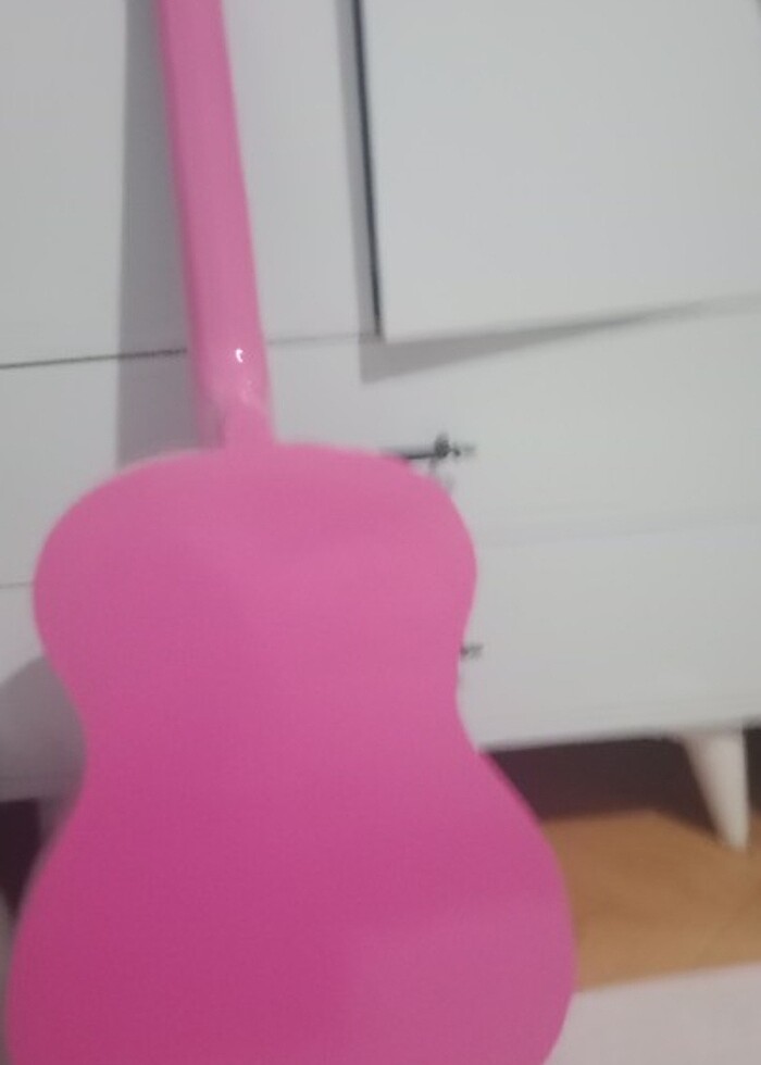 pembe gitar - Görsel 4