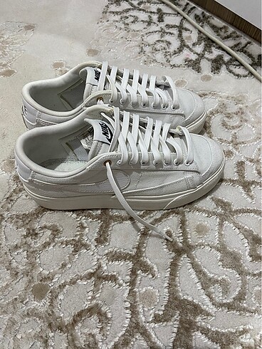 Nike Nike1