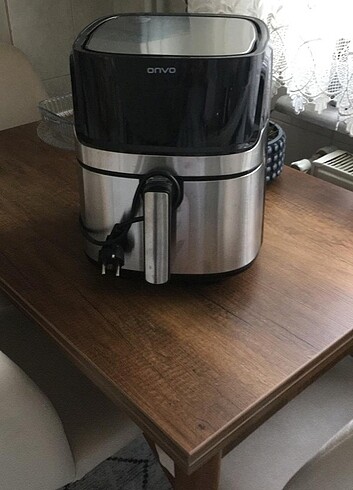 ONVO AIR FRYER 8 LT 