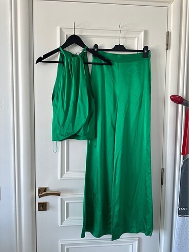 Zara Pantolonlu takım