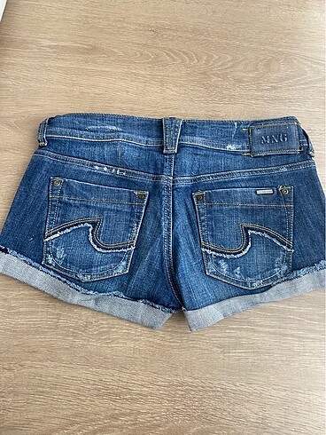 36 Beden Mango Mini Kot Şort