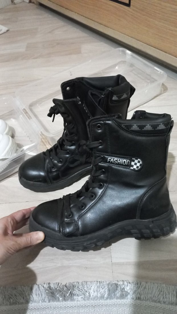 Siyah Parlak Biker Botlar Velcro - Görsel 4