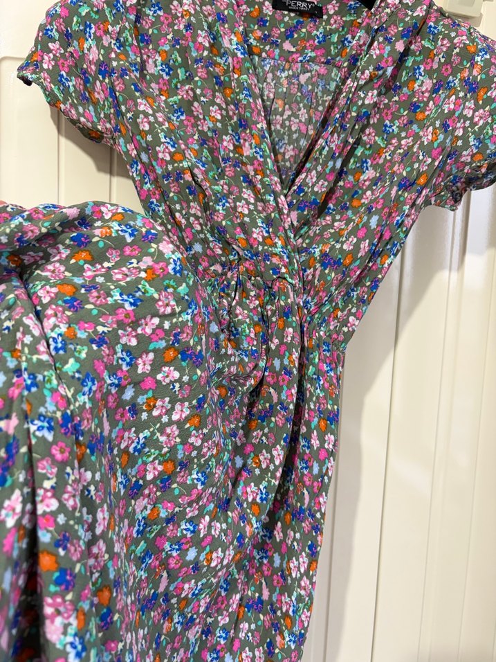 Çiçek Desenli V Yaka Bohem Elbise - Görsel 2