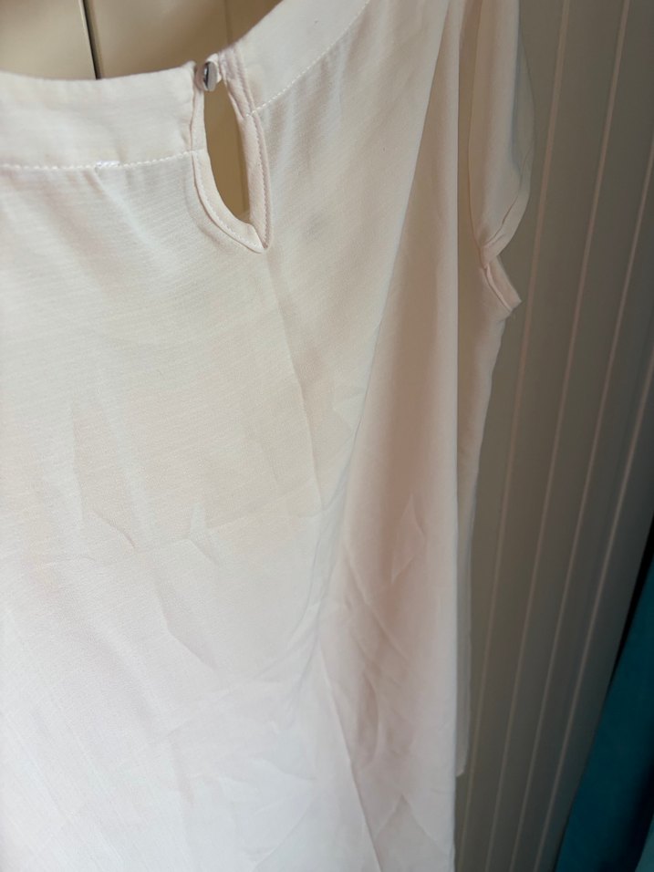 Düğmeli Beyaz Keten Kadın Bluz - Görsel 2