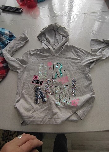 Kapüşonlu sweatshirt