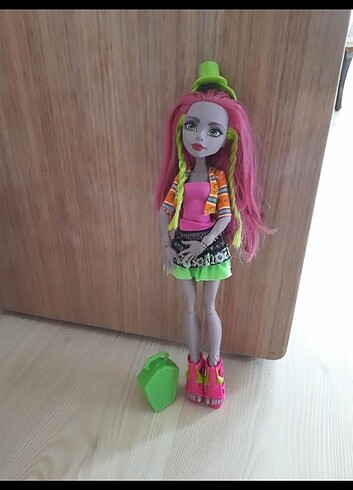  Marisol Coxi Monster high 