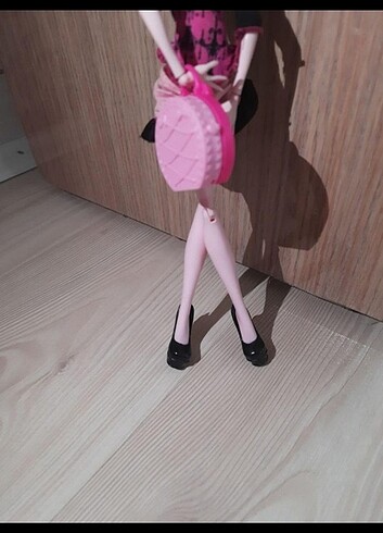  Beden Renk Monster high Draculara