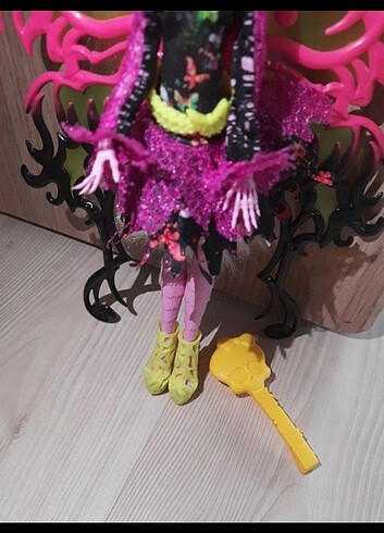  Monster high Bonita