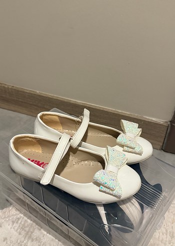 Beyaz Fiyonk Detaylı Kız Çocuk Babet - Görsel 2