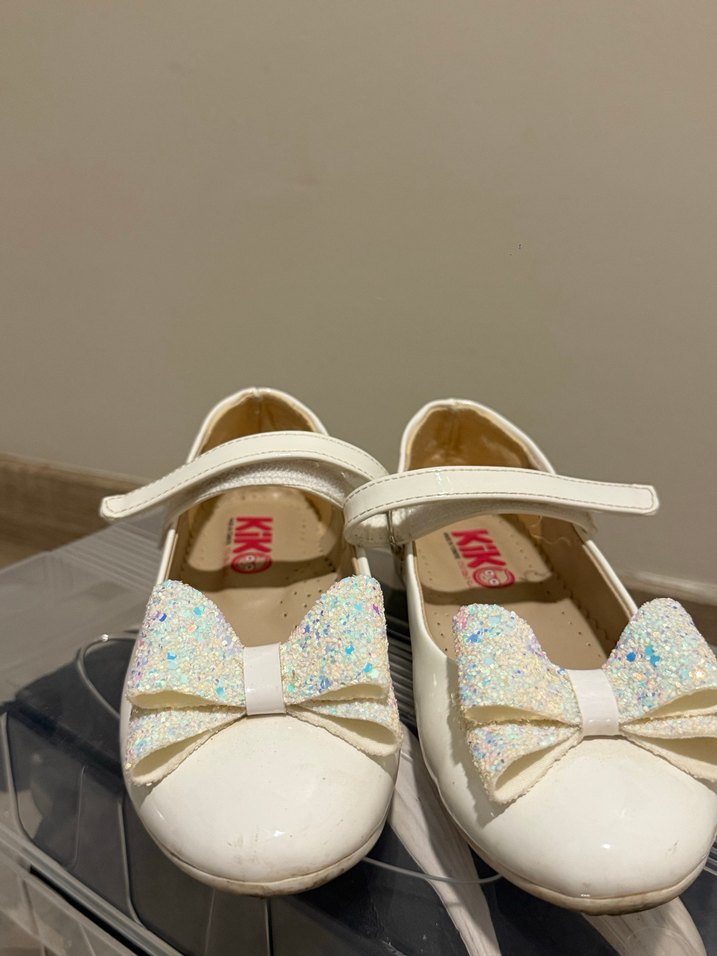 Beyaz Fiyonk Detaylı Kız Çocuk Babet - Görsel 3