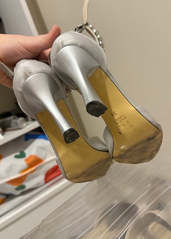 Beyaz Tokalı Stiletto Gelin Ayakkabısı - Görsel 3