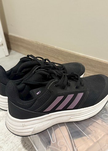 Adidas 38
