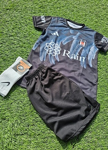 YENİ SEZON BEŞİKTAŞ SİYAH ÇOCUK TAKIMI 