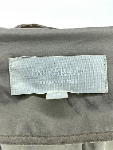 38 Beden çeşitli Renk Park Bravo Trenchcoat %70 İndirimli.