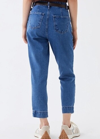 26 Beden Mavi jean pantolon