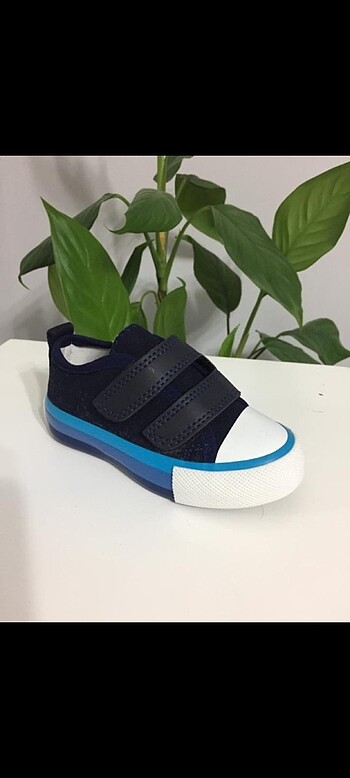 Converse spor ayakkabı