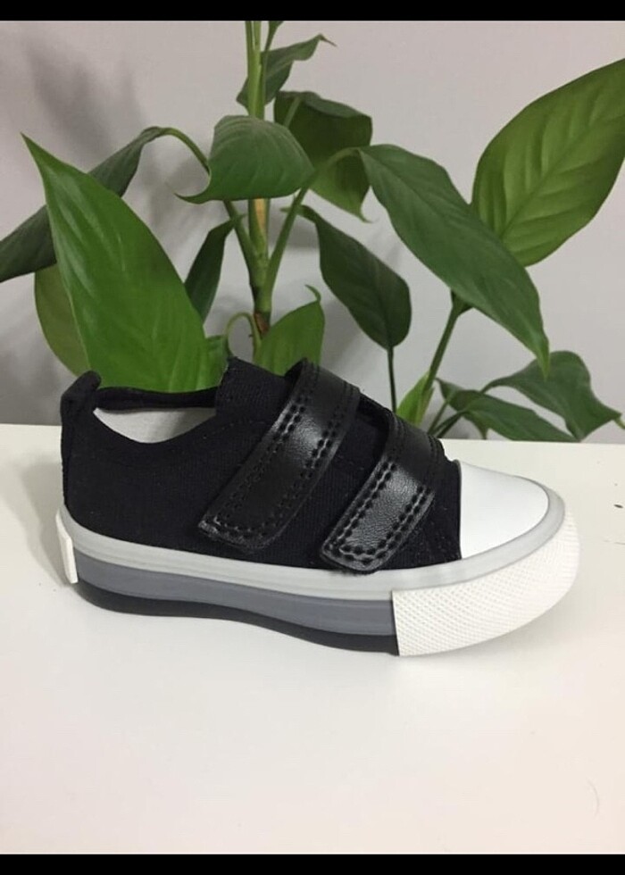 Converse spor ayakkabı - Görsel 2