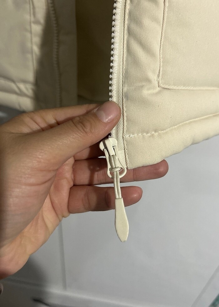 Zara şişme yelek - Görsel 5