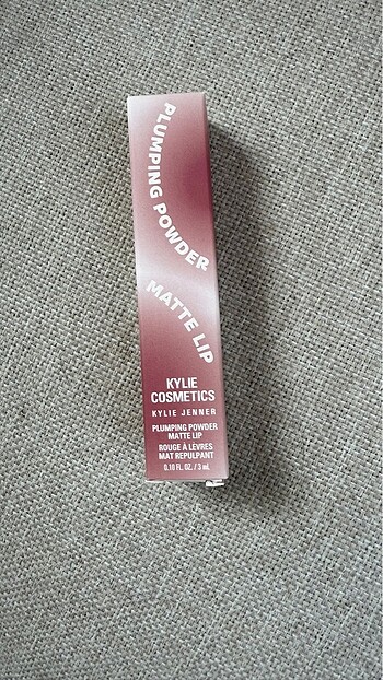 Kylie Plumping Powder Mat Ruj