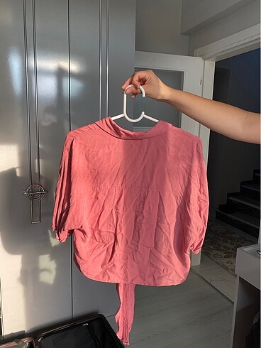 Defacto Oversize crop önden bağlamalı gömlek