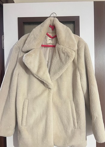 Beyaz Kürklü Midi Kadın Kaban - Görsel 4