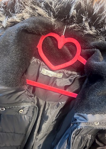 Siyah Kürklü Kadın Kışlık Mont - Görsel 7