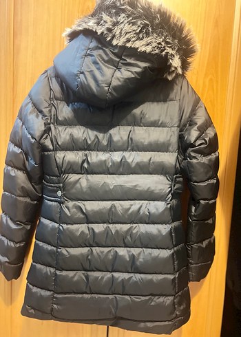 Siyah Kürklü Kadın Kışlık Mont - Görsel 4