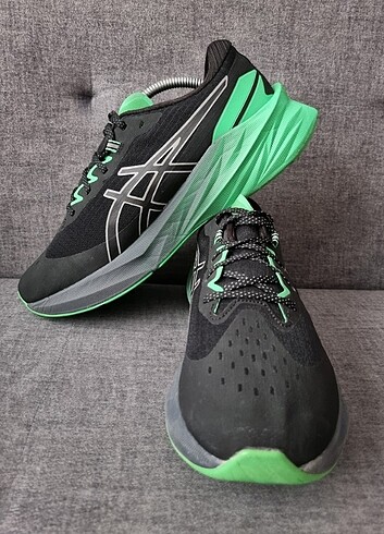 44 Beden siyah Renk Asics Novablast3 44nm