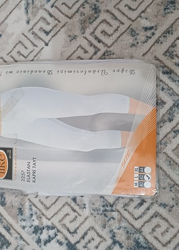 Beyaz Desenli Kadın Tayt