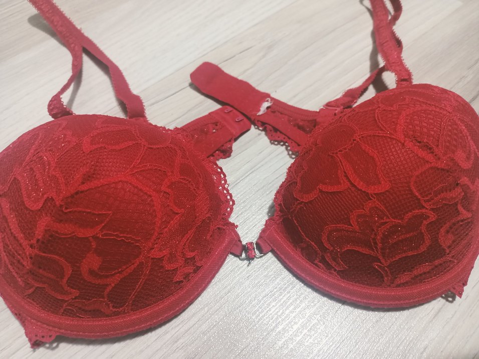 Kırmızı simli desteksiz Sütyen - Görsel 2