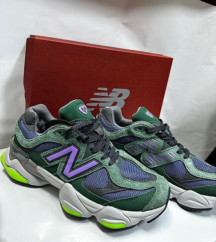 NEW BALANCE 9060 ?PURPLE