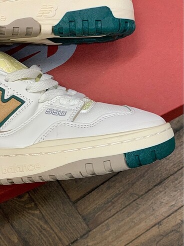 39 Beden ten rengi Renk NEW BALANCE 550