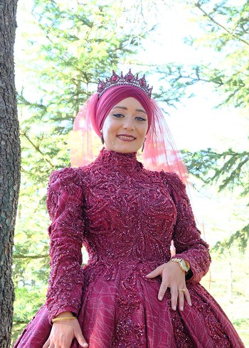 Diğer kına tacı ve küpesi
