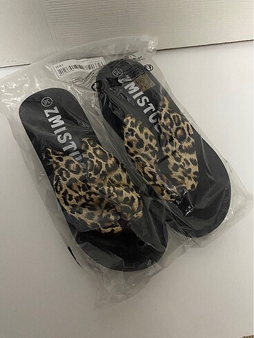 Shein leopar terlik
