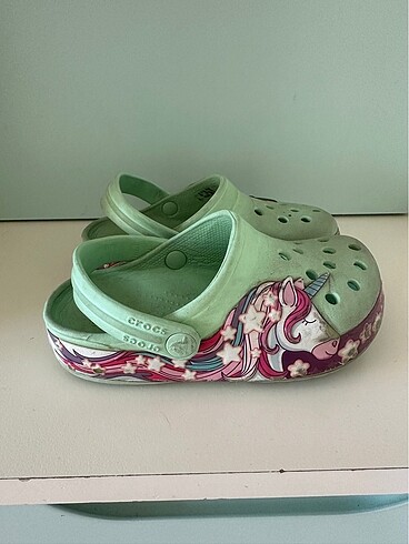 26 Beden Crocs Unicorn Sandalet 26 Numara