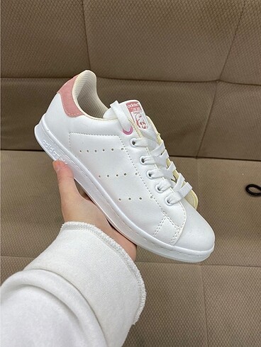Stan smith