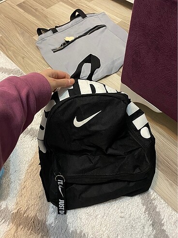 Nike çanta