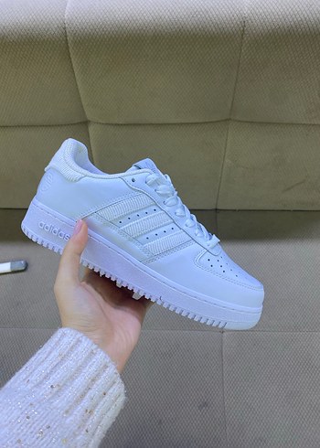 Adidas 39