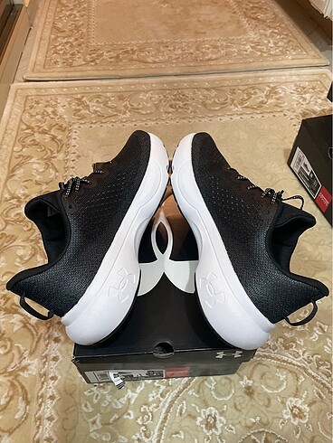 Under Armour Infinite Pro - Görsel 3