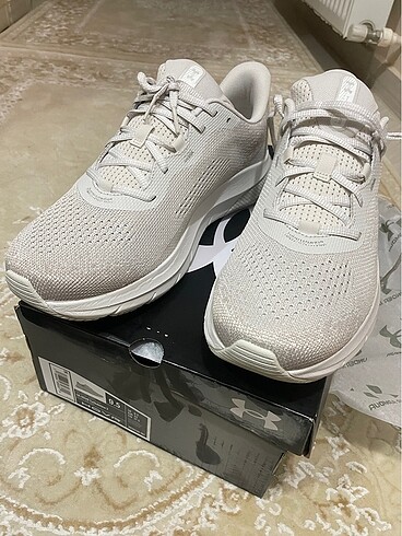 Under Armour Hovr serisi spor ayakkabı - Görsel 5