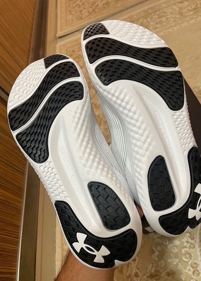 Under Armour ayakkabı - Görsel 3