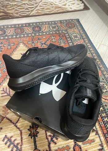 Under Armour charged kadın spor ayakkabı - Görsel 3